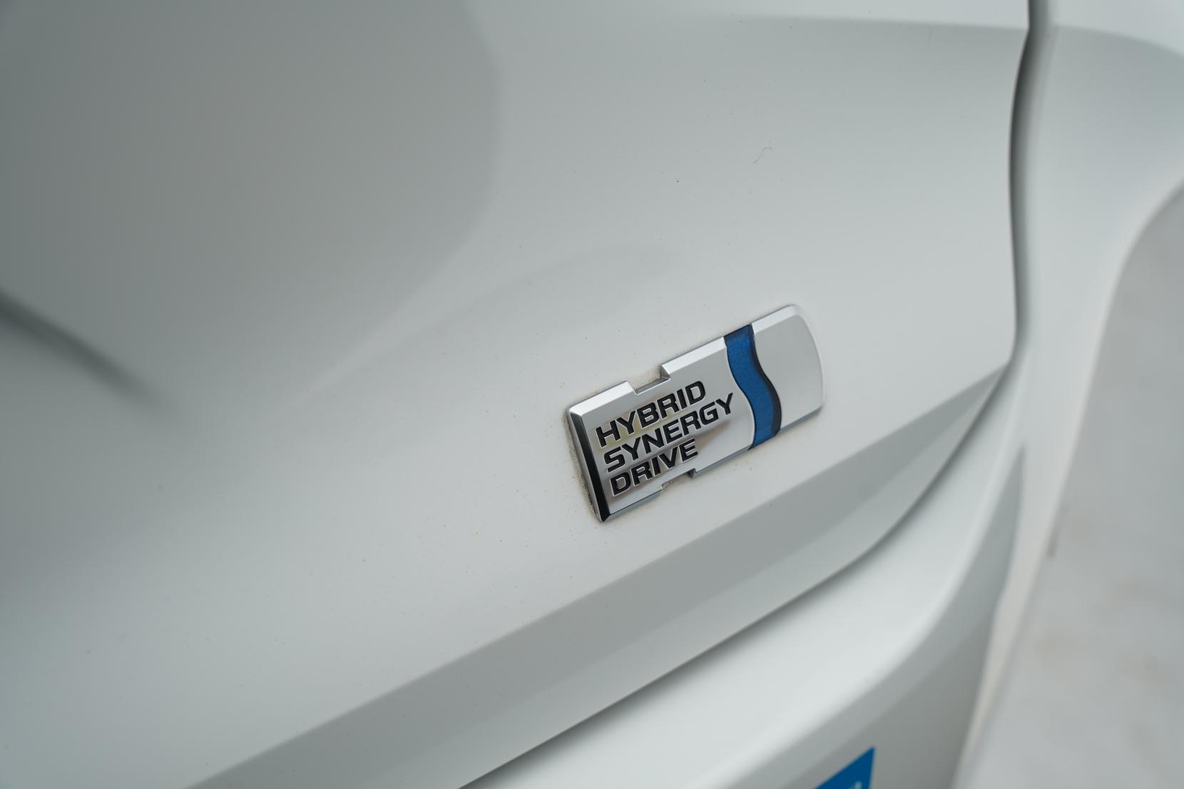 Toyota Corolla 1.8 Touring Hybrid S 4wd