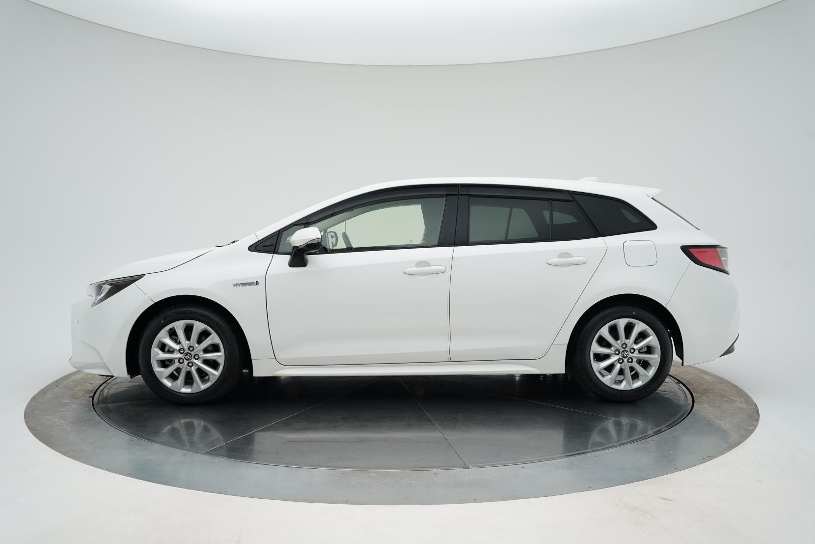 Toyota Corolla 1.8 Touring Hybrid S 4wd