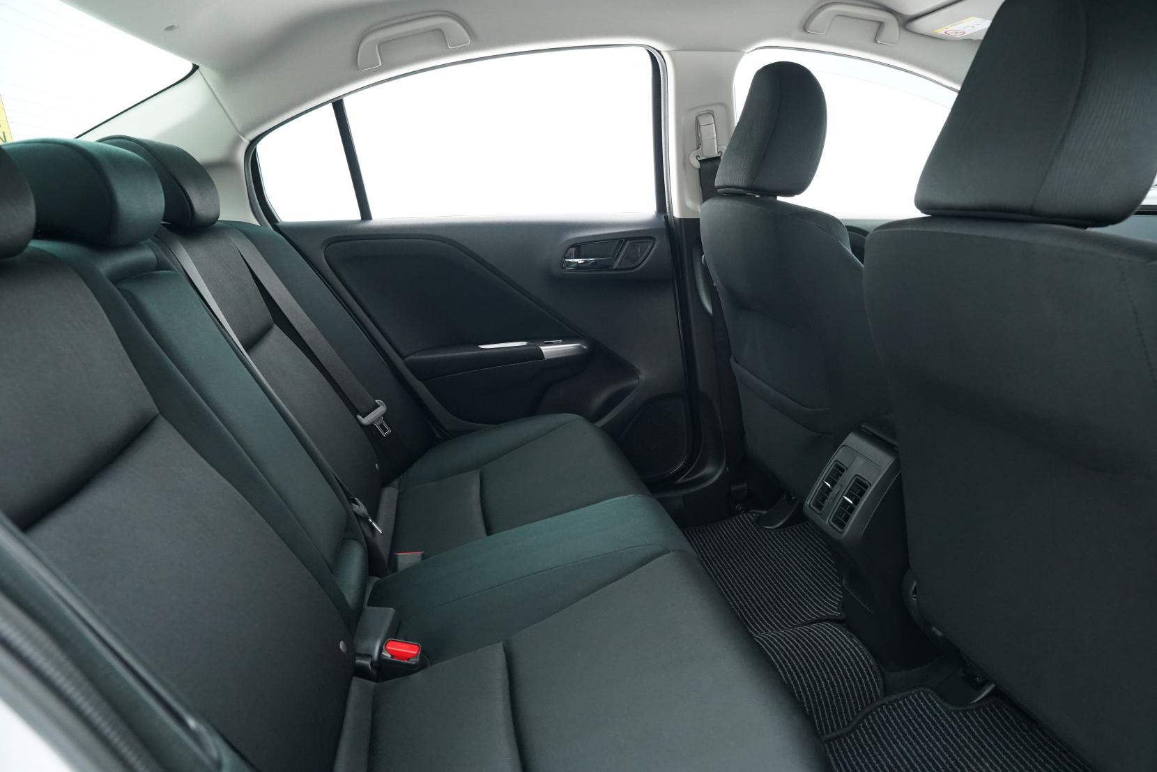Honda Grace HYBRID HYBRID LX