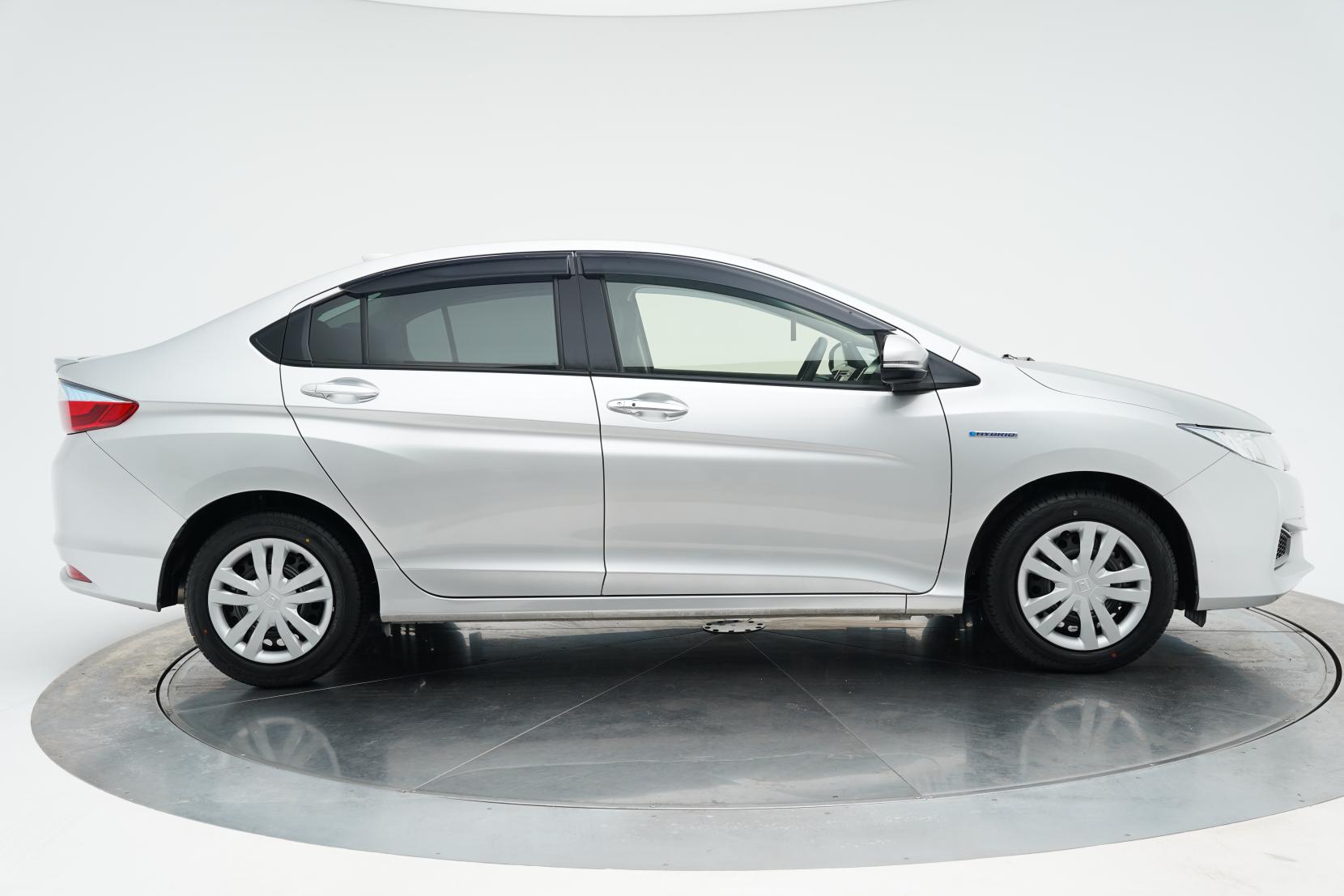 Honda Grace HYBRID HYBRID LX
