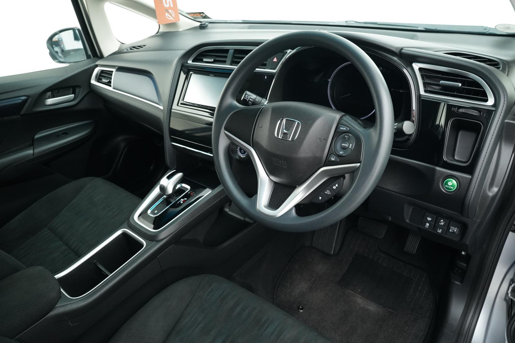 Honda Shuttle 1.5 HYBRID HONDA SENSING