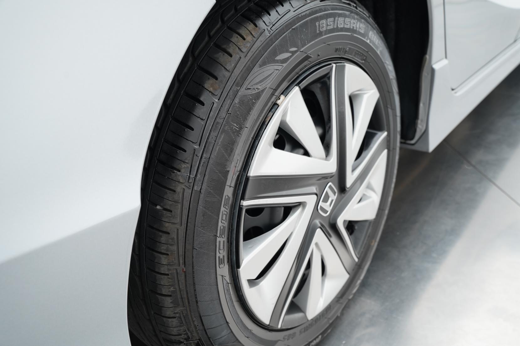 Honda Shuttle 1.5 HYBRID HONDA SENSING