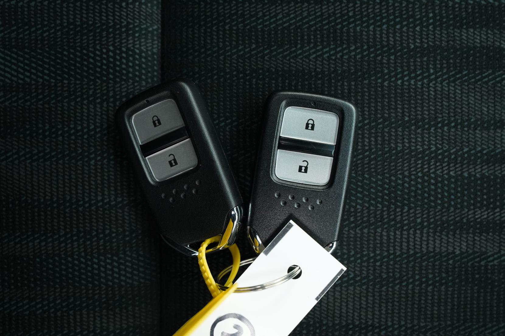 Honda Shuttle 1.5 HYBRID HONDA SENSING