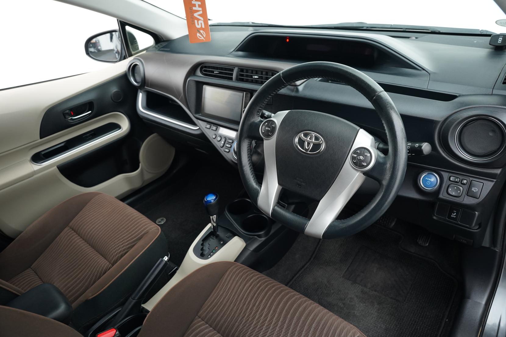 Toyota Aqua 1.5 G PUSH START