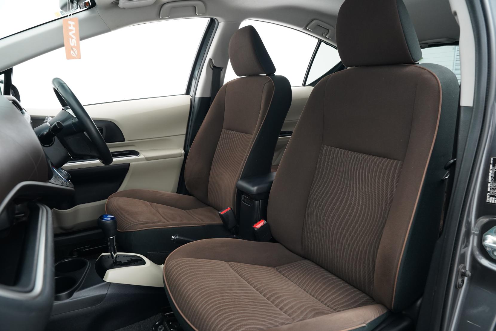 Toyota Aqua 1.5 G PUSH START