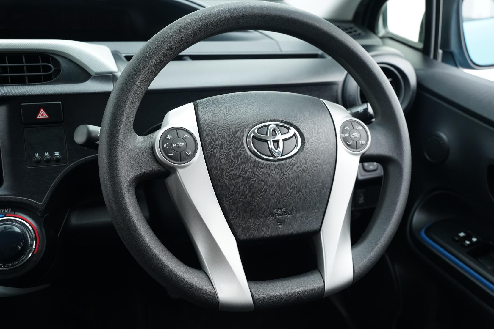 Toyota Aqua 1.5 S Push Start