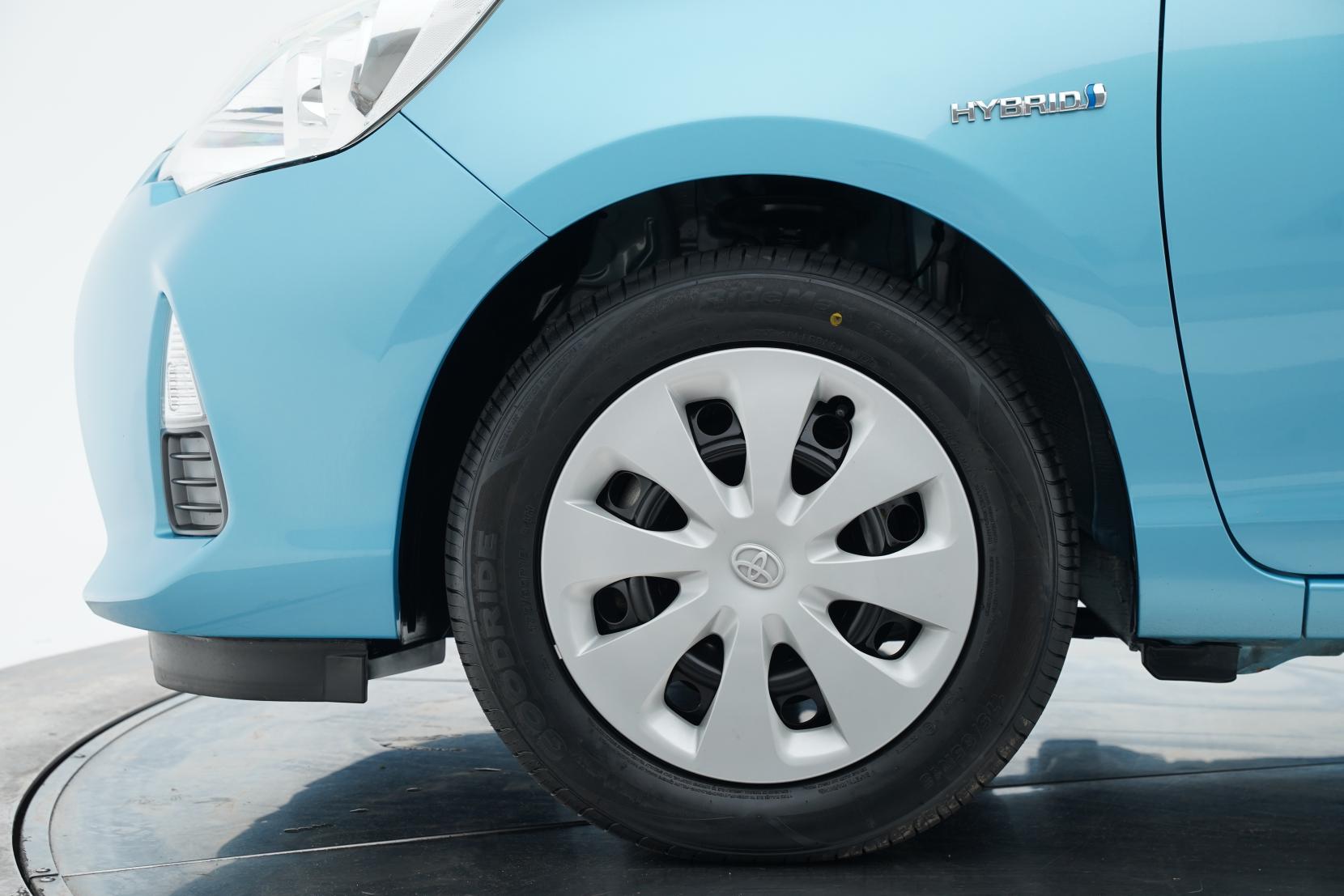 Toyota Aqua 1.5 S Push Start