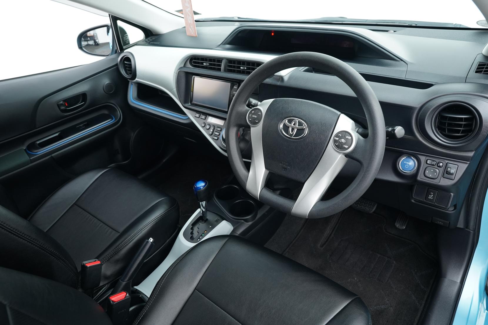 Toyota Aqua 1.5 S Push Start