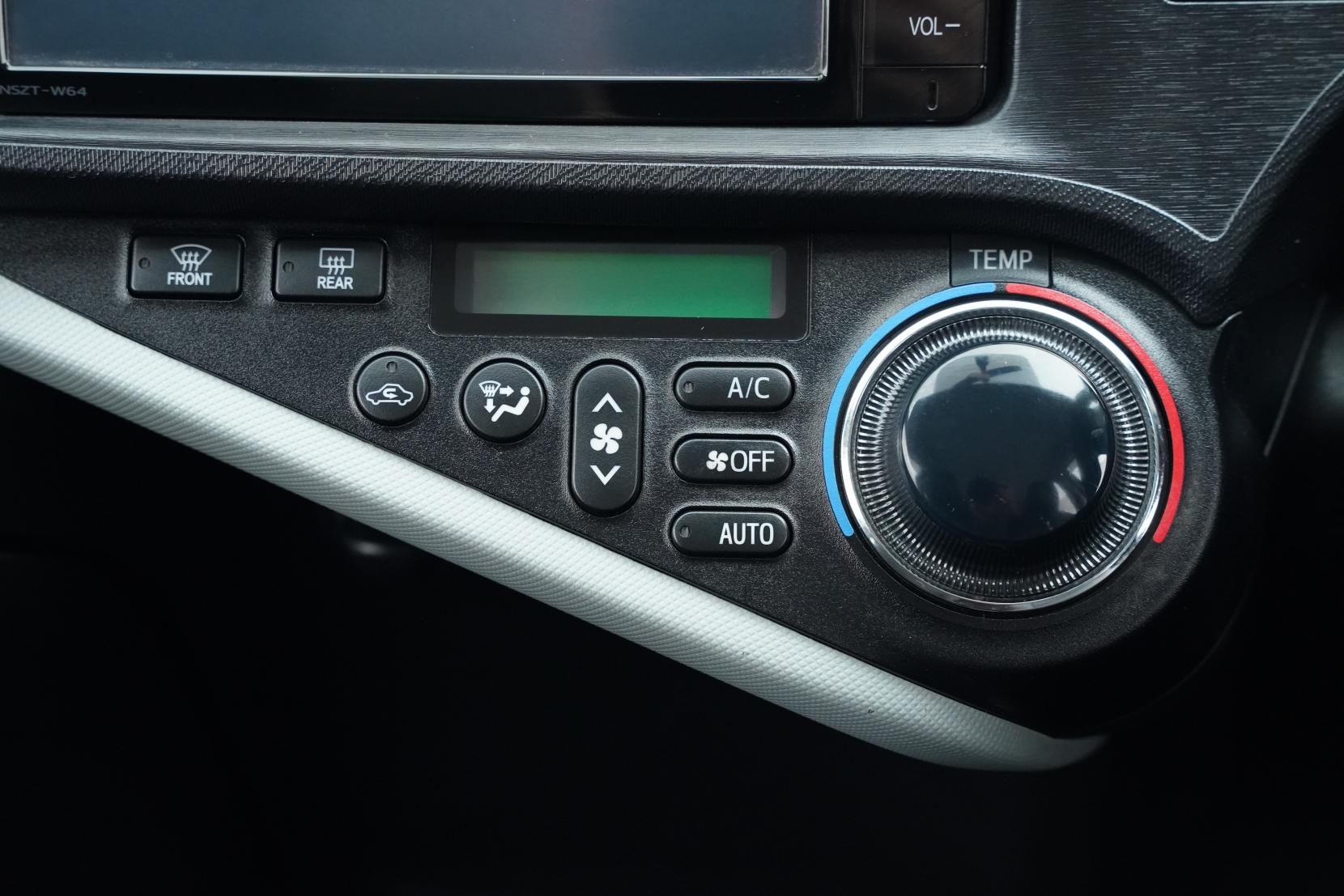 Toyota Aqua 1.5 S Push Start