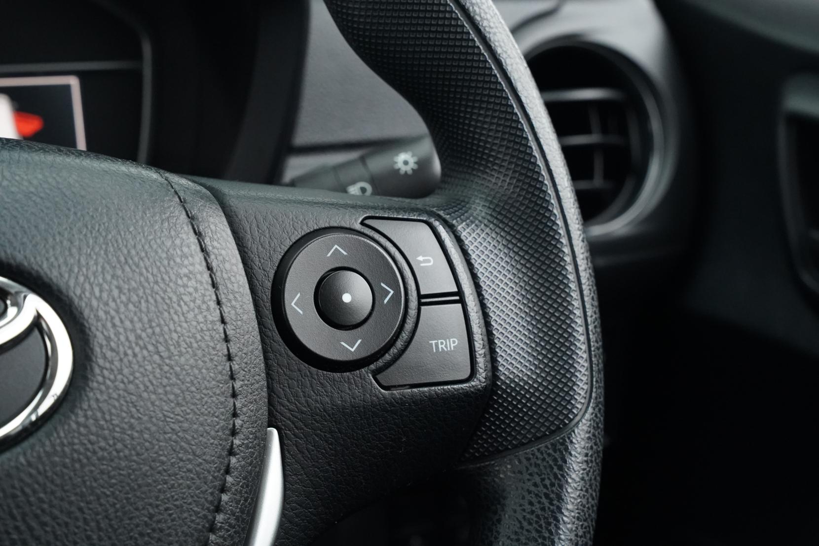 Toyota Corolla 1.5 FIELDER HYBRID EX