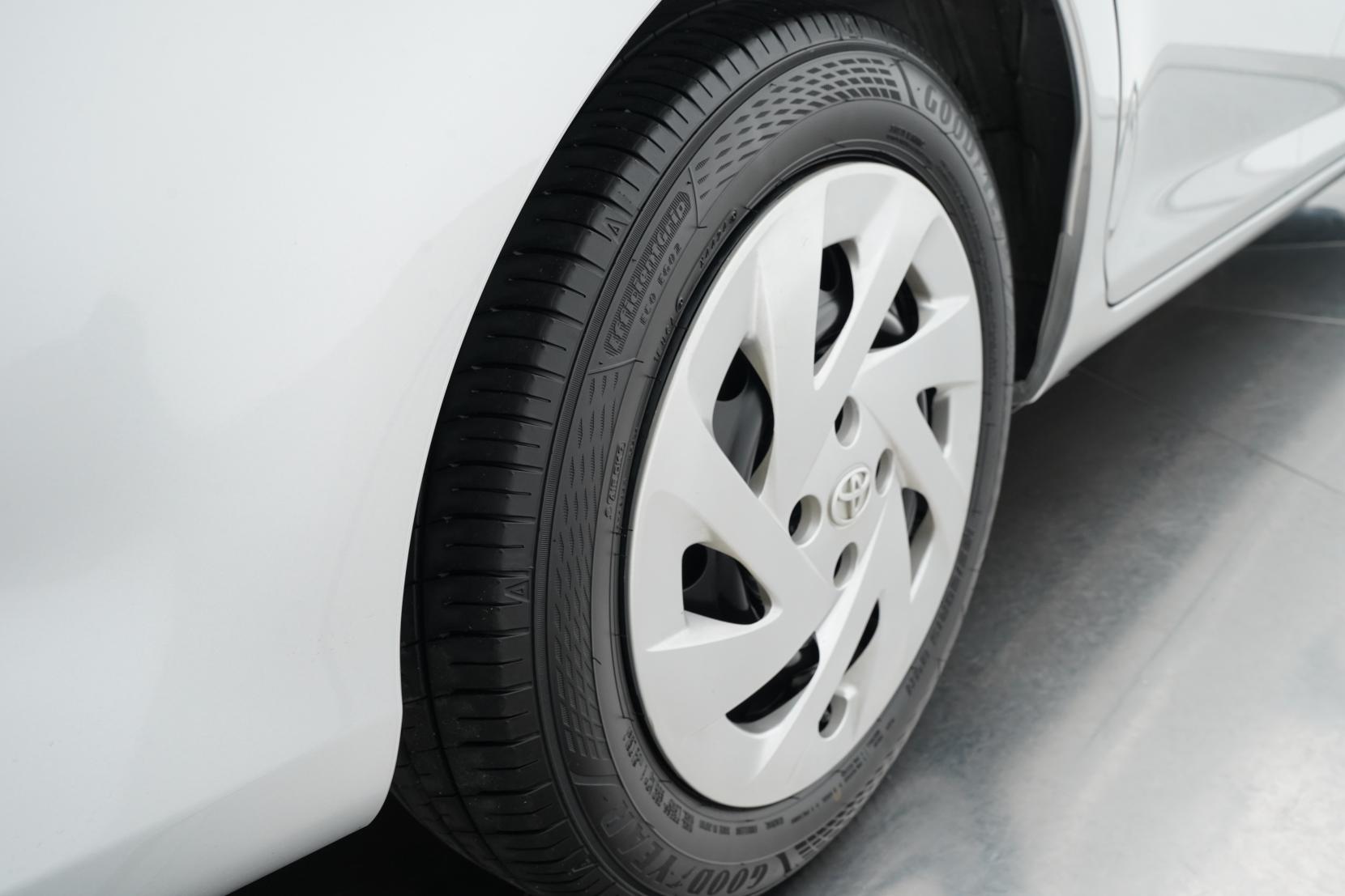 Toyota Corolla 1.5 FIELDER HYBRID EX