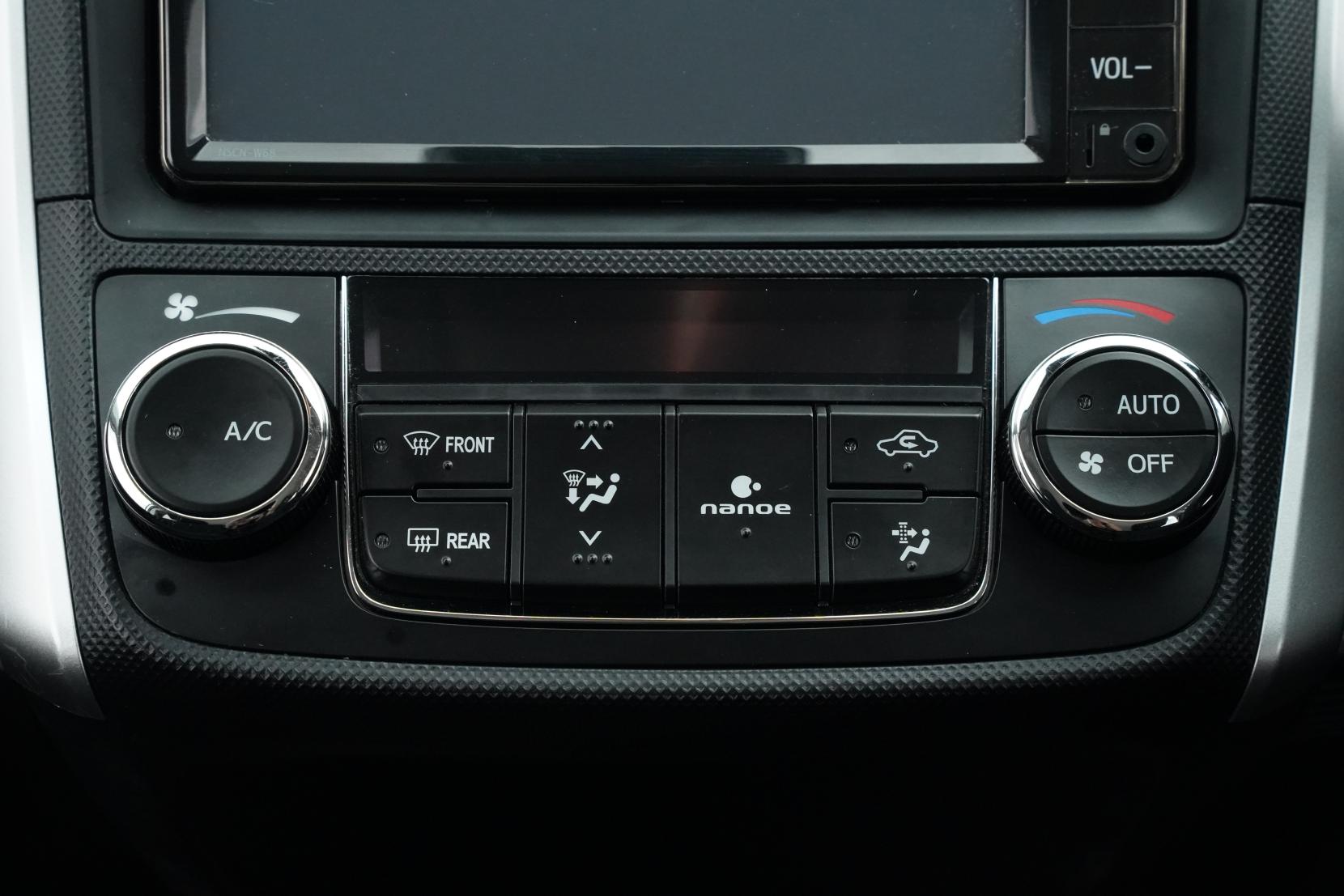 Toyota Corolla 1.5 FIELDER HYBRID EX