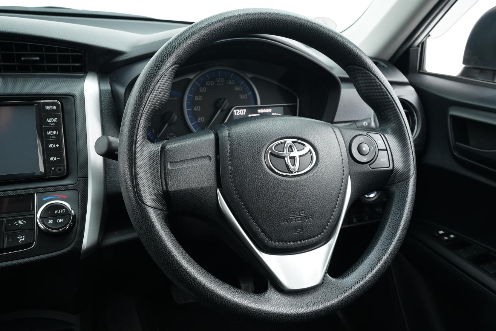 Toyota Corolla 1.5 FIELDER HYBRID EX