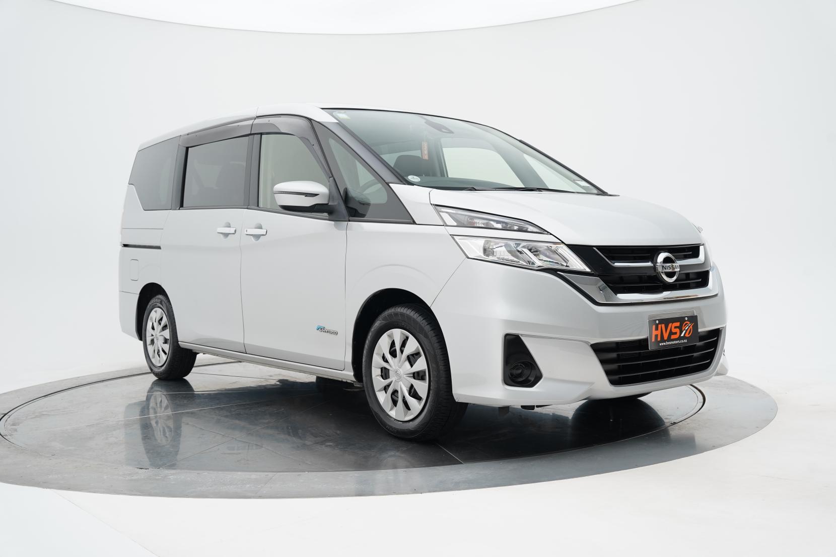 Nissan Serena (1991 – present) Hybrid 8 Seater