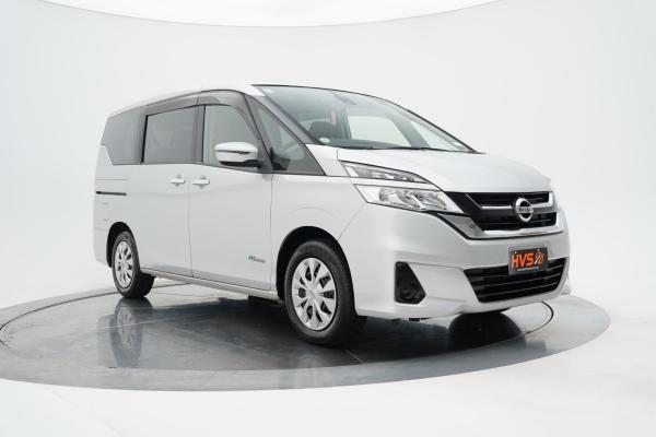 Nissan Serena (1991 – present) Hybrid 8 Seater