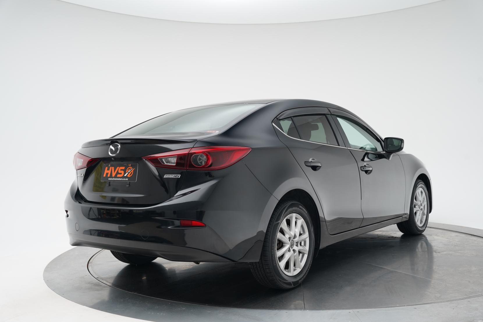 Mazda Axela 2.0 Hybrid S