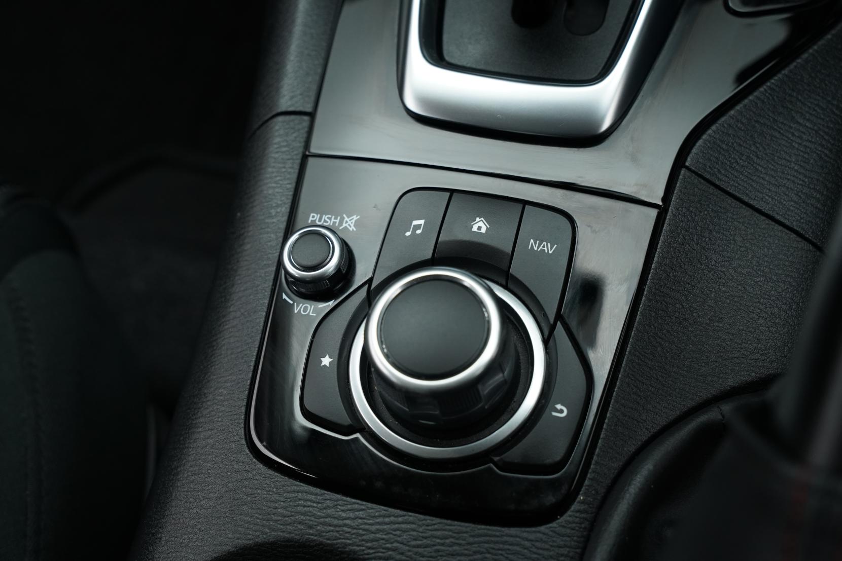 Mazda Axela 2.0 Hybrid S