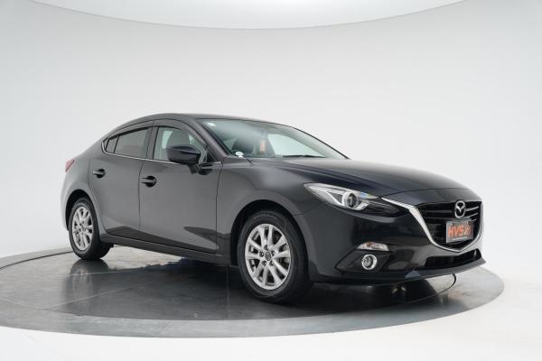 Mazda Axela 2.0 Hybrid S