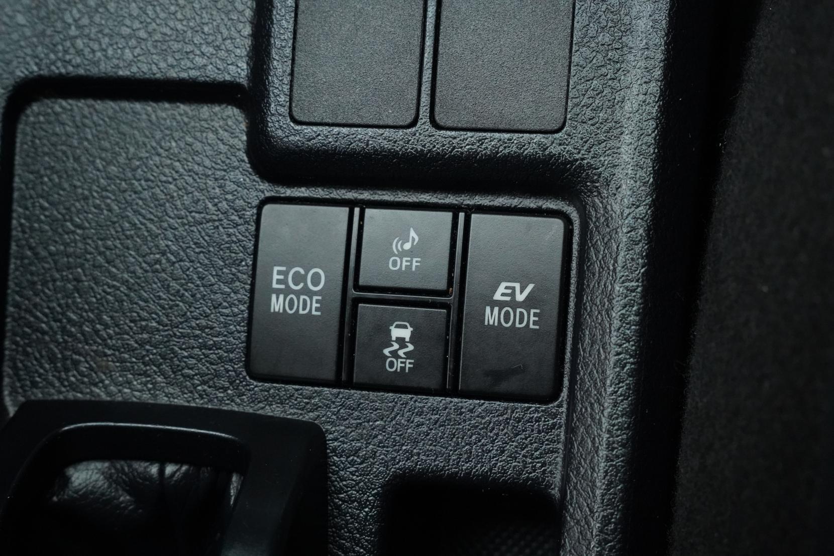 Toyota Corolla 1.5 FIELDER HYBRID EX