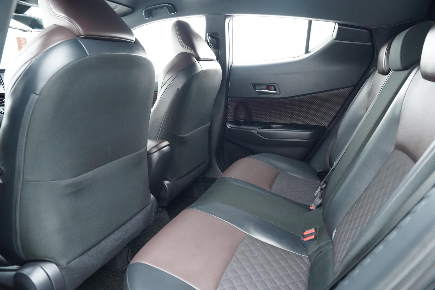 Toyota C-HR 1.8 G Hybrid