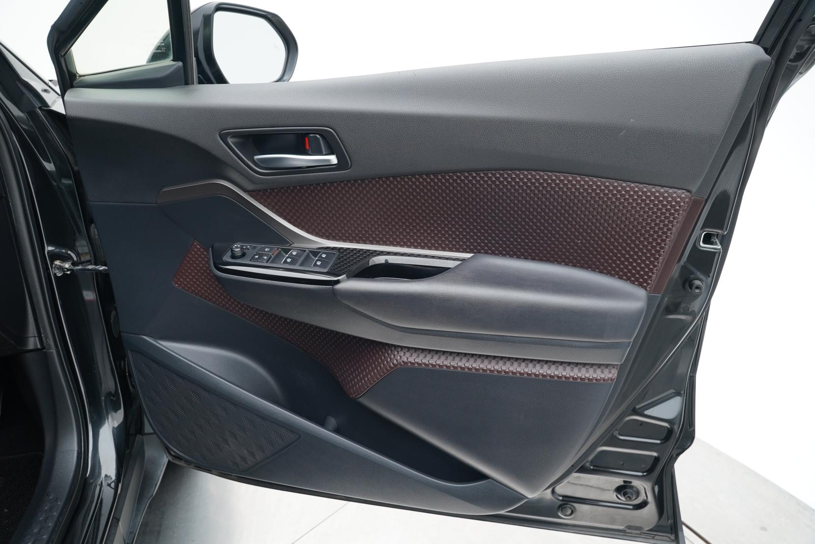 Toyota C-HR 1.8 G Hybrid