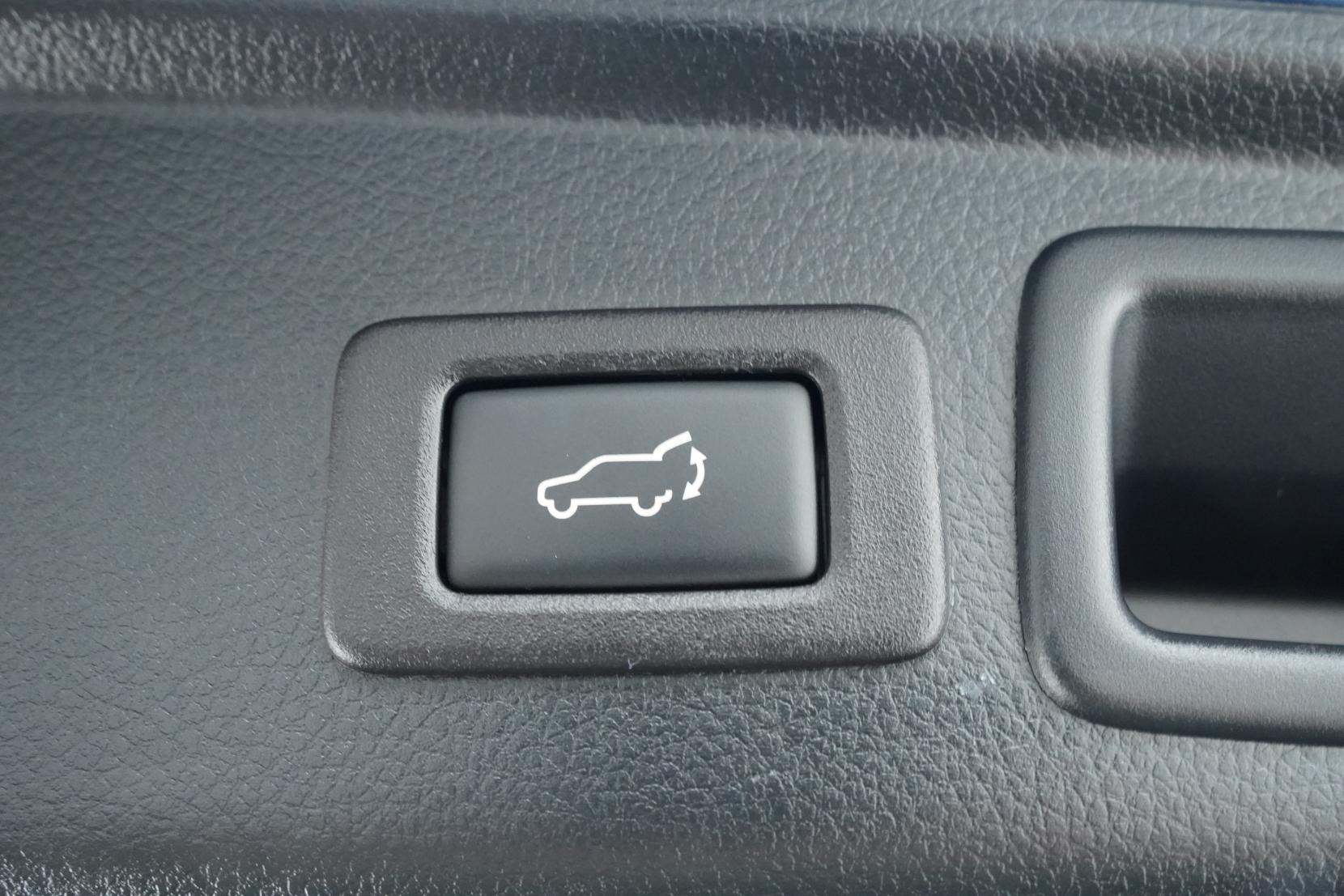 Subaru Forester 2.0 X-BRAKE 4WD