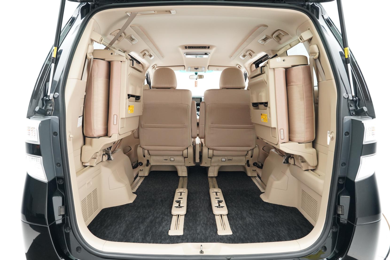 Toyota Vellfire 2.4 HYBRID 4WD X