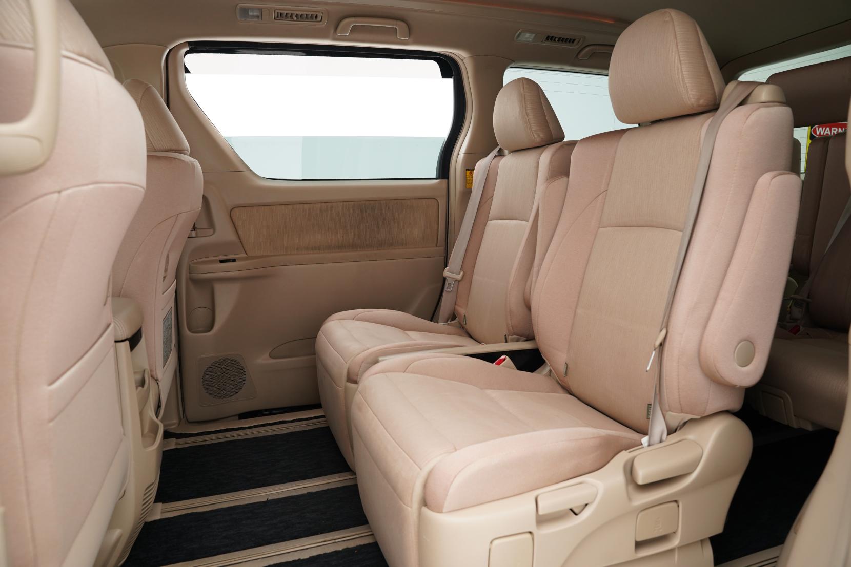 Toyota Vellfire 2.4 HYBRID 4WD X