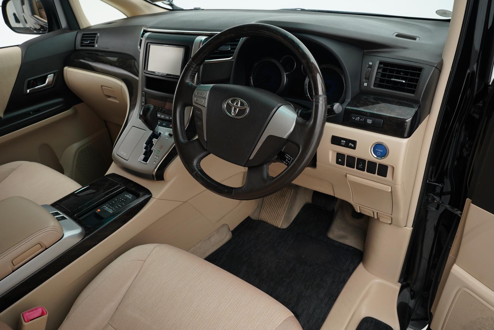 Toyota Vellfire 2.4 HYBRID 4WD X