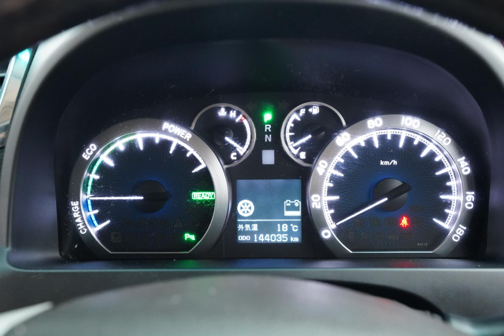 Toyota Vellfire 2.4 HYBRID 4WD X