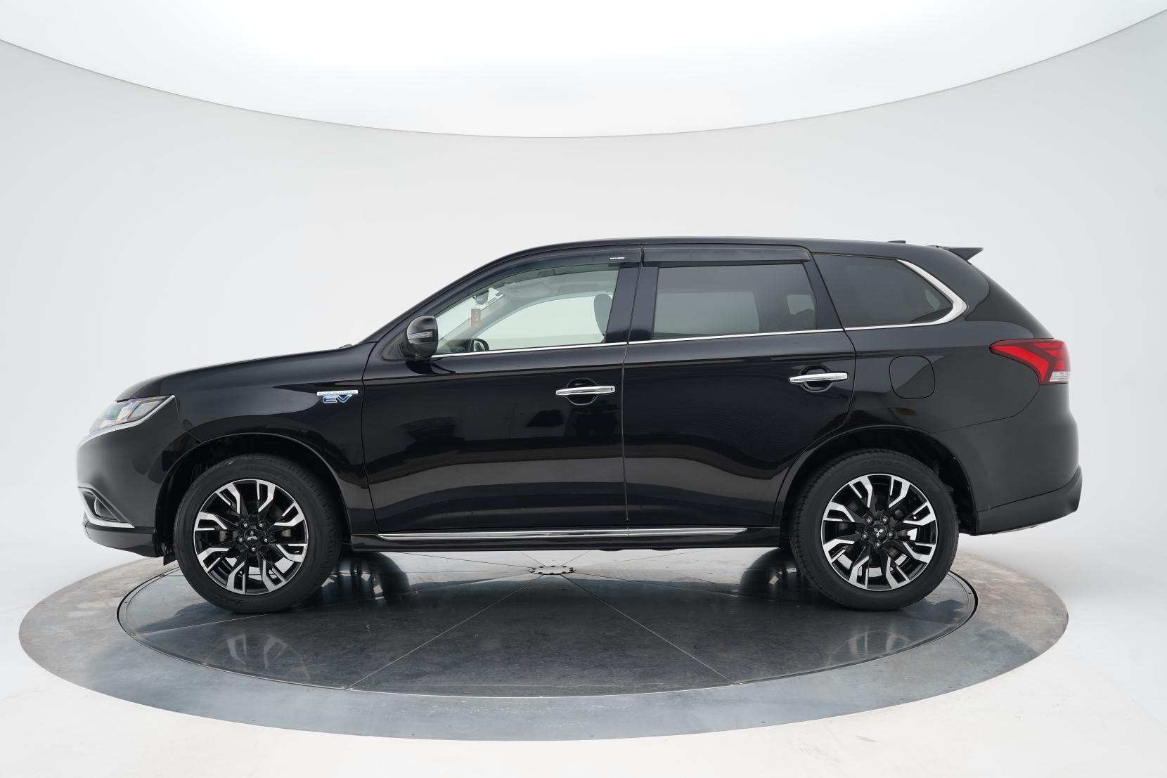 Mitsubishi Outlander 2.0 PHEV 4WD G PREMIUM PACKAGE