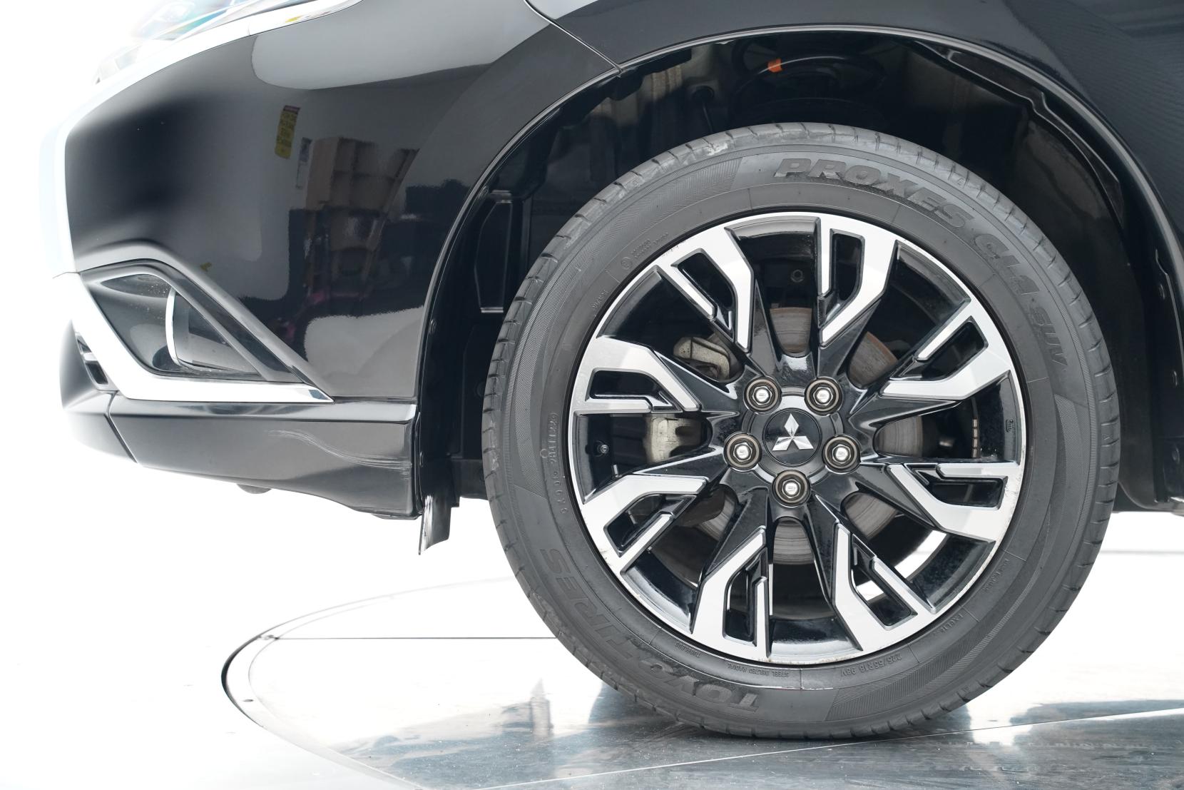 Mitsubishi Outlander 2.0 PHEV 4WD G PREMIUM PACKAGE