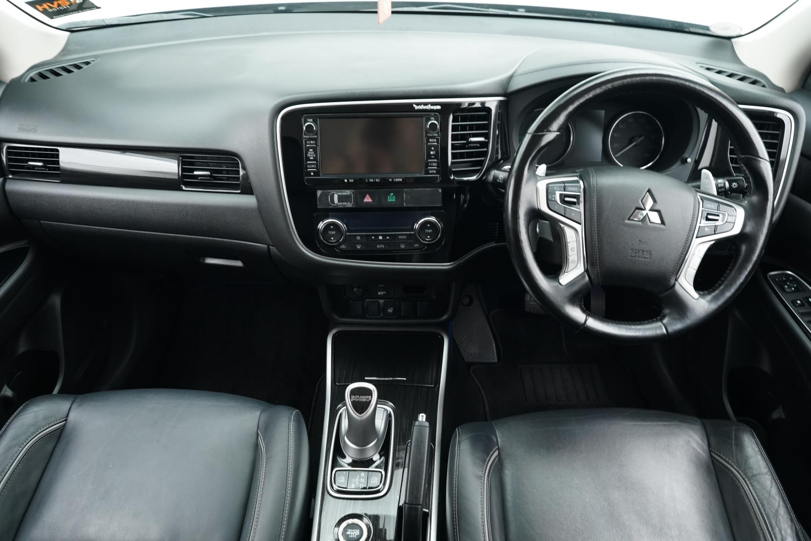 Mitsubishi Outlander 2.0 PHEV 4WD G PREMIUM PACKAGE