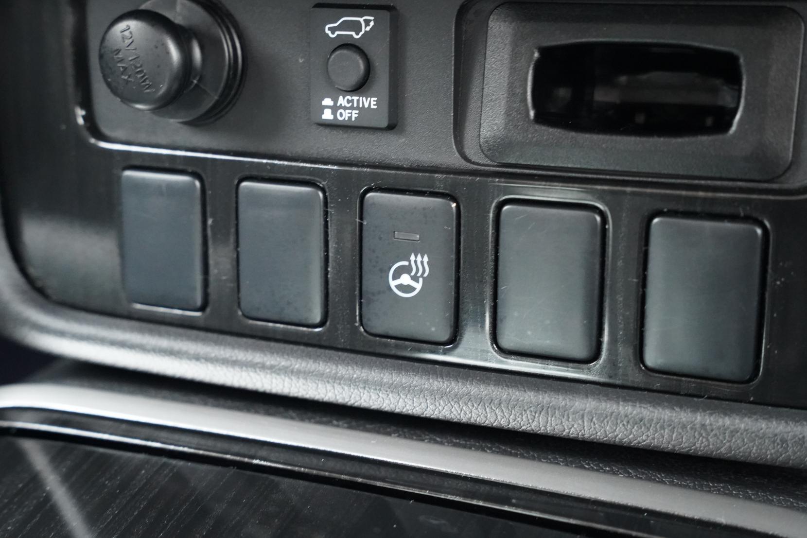 Mitsubishi Outlander 2.0 PHEV 4WD G PREMIUM PACKAGE