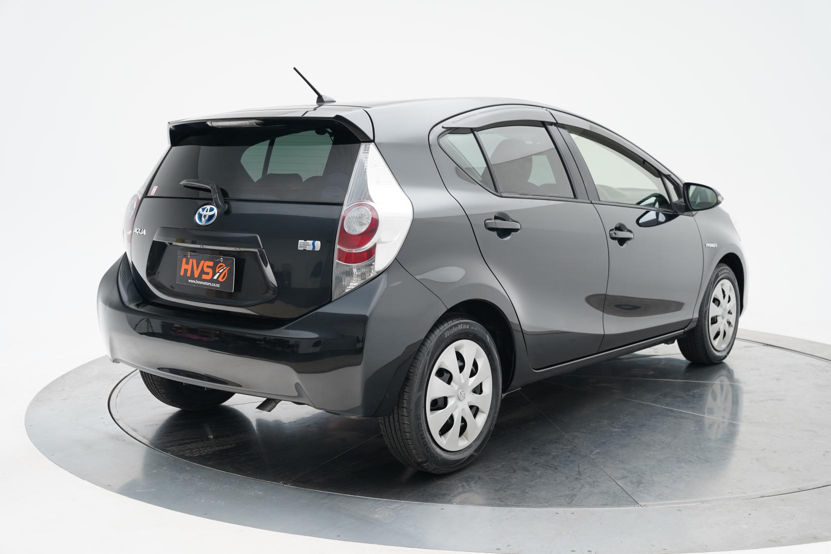 Toyota Aqua 1.5 S Push Start