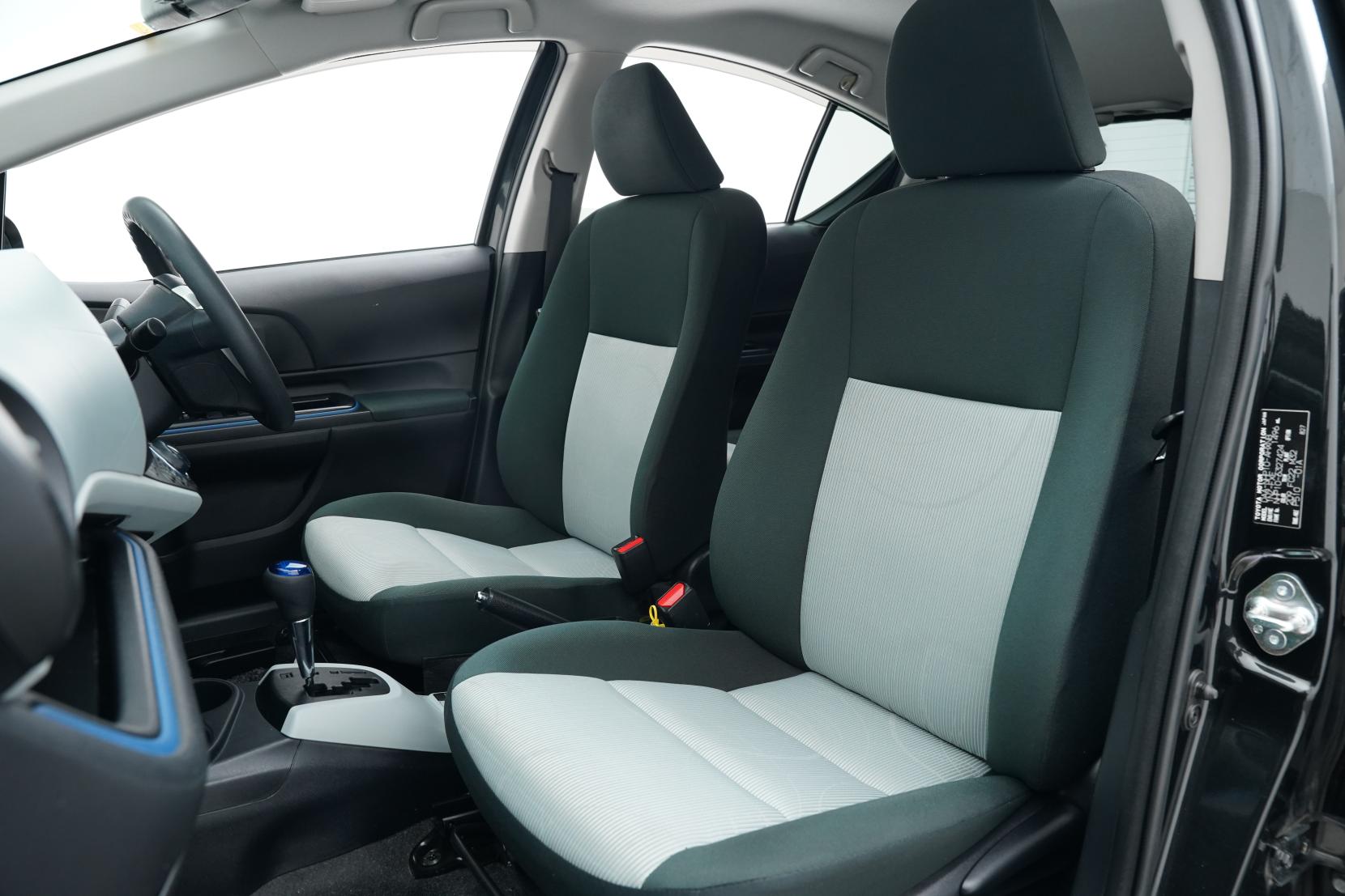 Toyota Aqua 1.5 S Push Start