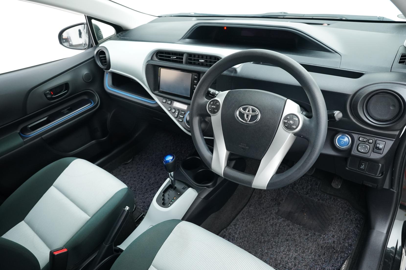 Toyota Aqua 1.5 S Push Start