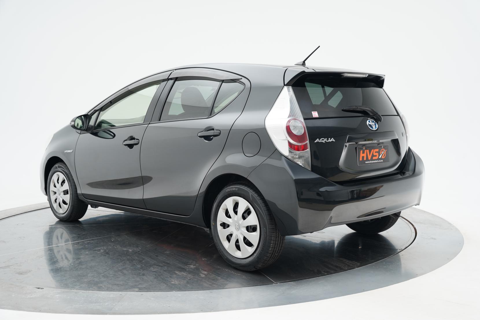 Toyota Aqua 1.5 S Push Start