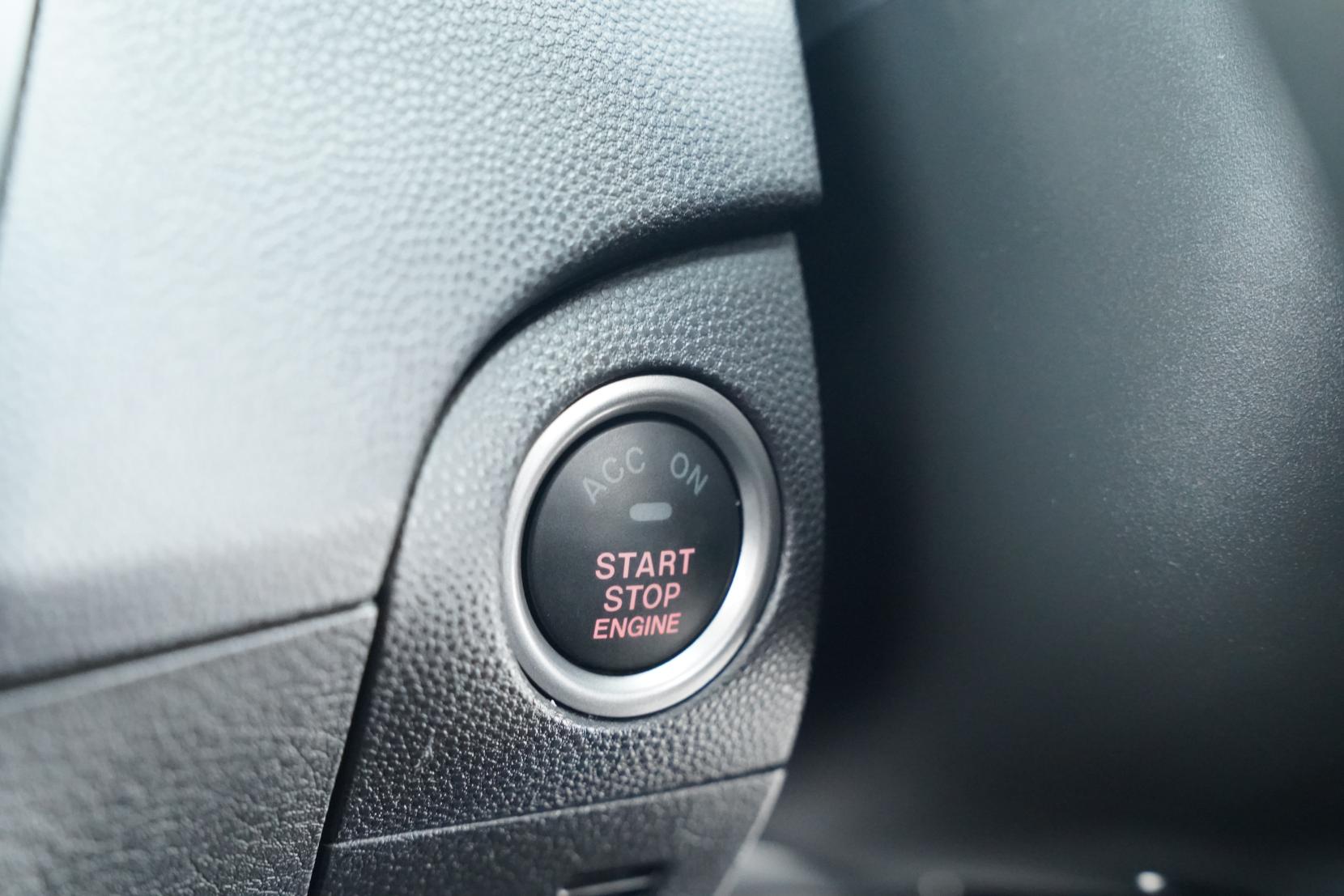 Mazda Axela 1.5 SPORT 15S