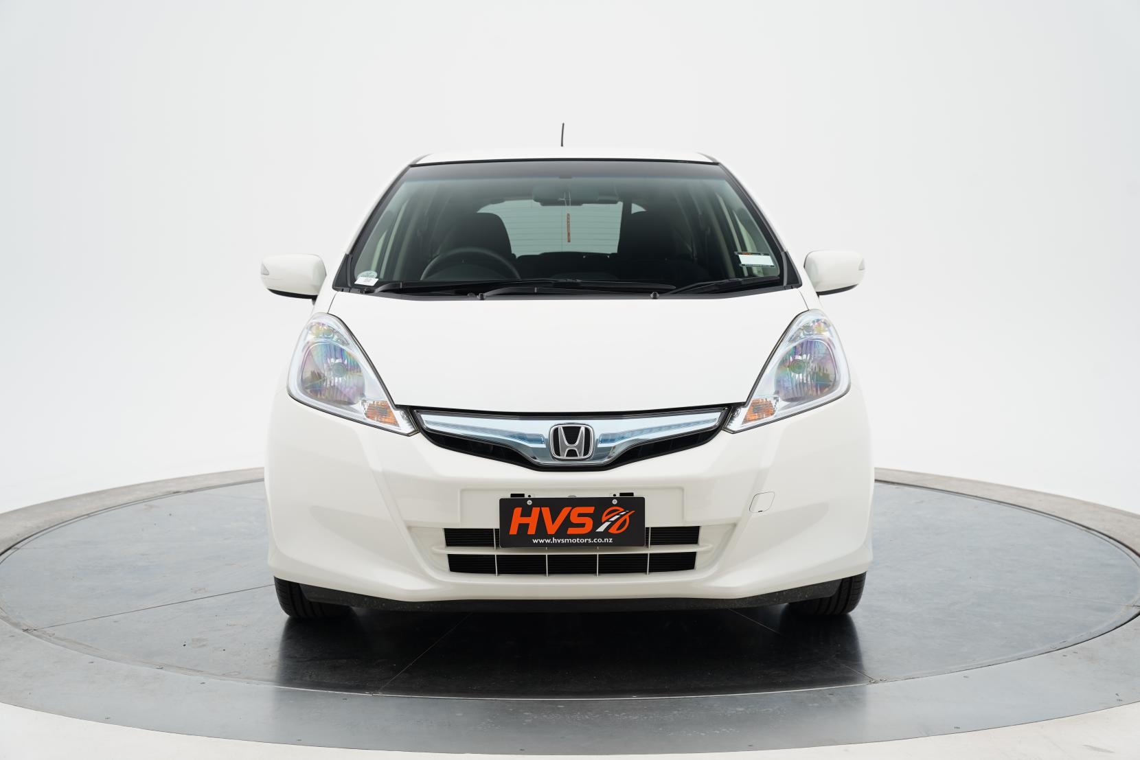 Honda Fit ARIA 1.3L Hybrid Alloys
