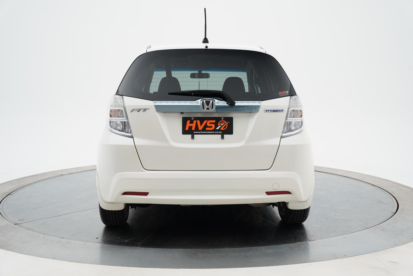 Honda Fit ARIA 1.3L Hybrid Alloys
