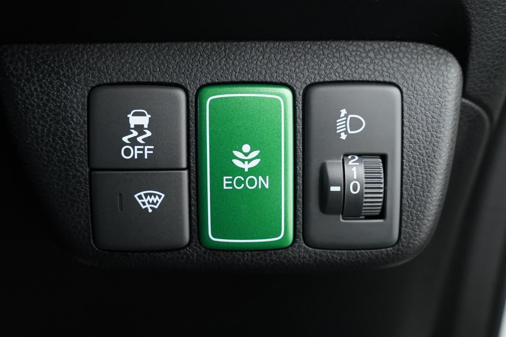 Honda Fit ARIA 1.3L Hybrid Alloys