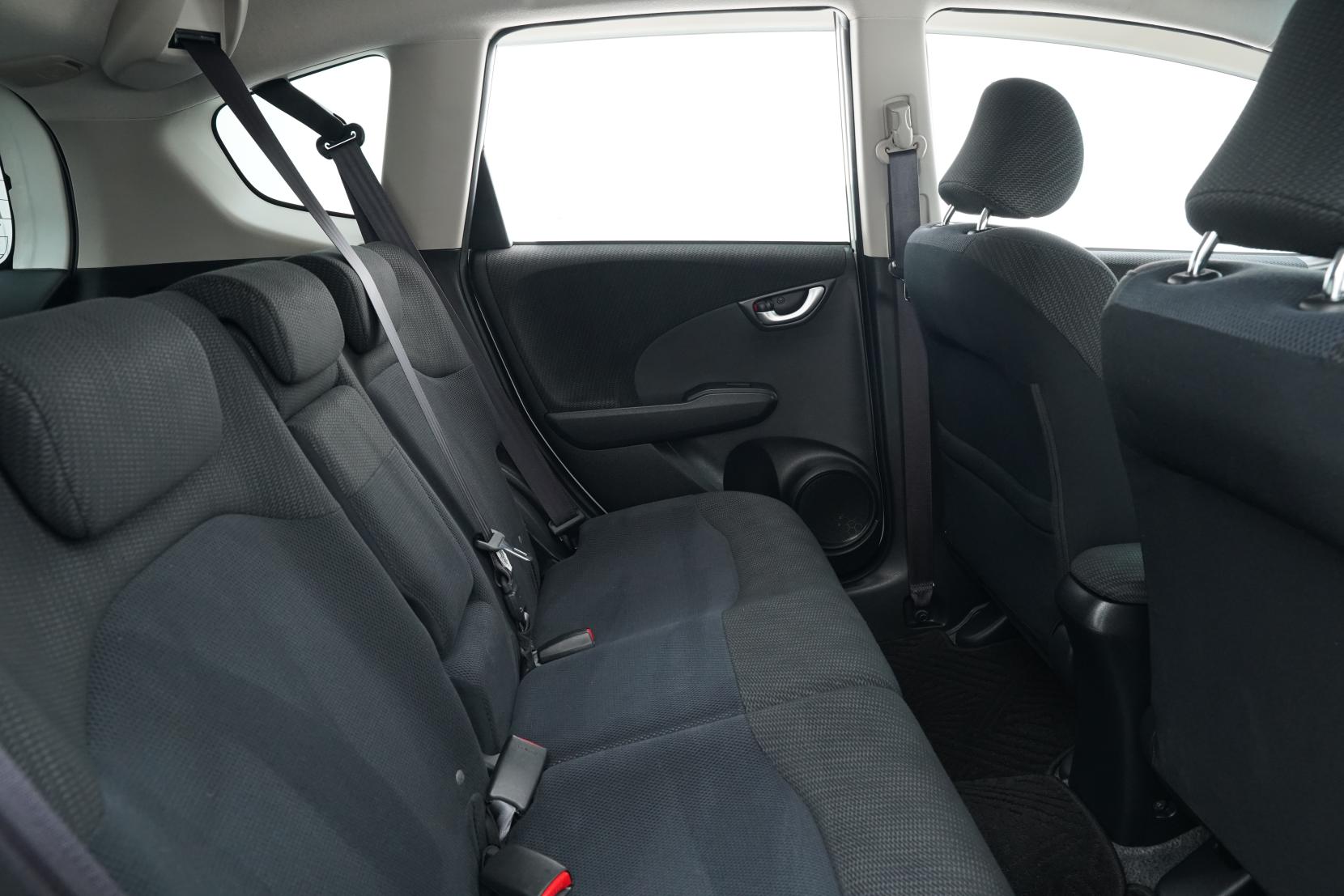 Honda Fit ARIA 1.3L Hybrid Alloys