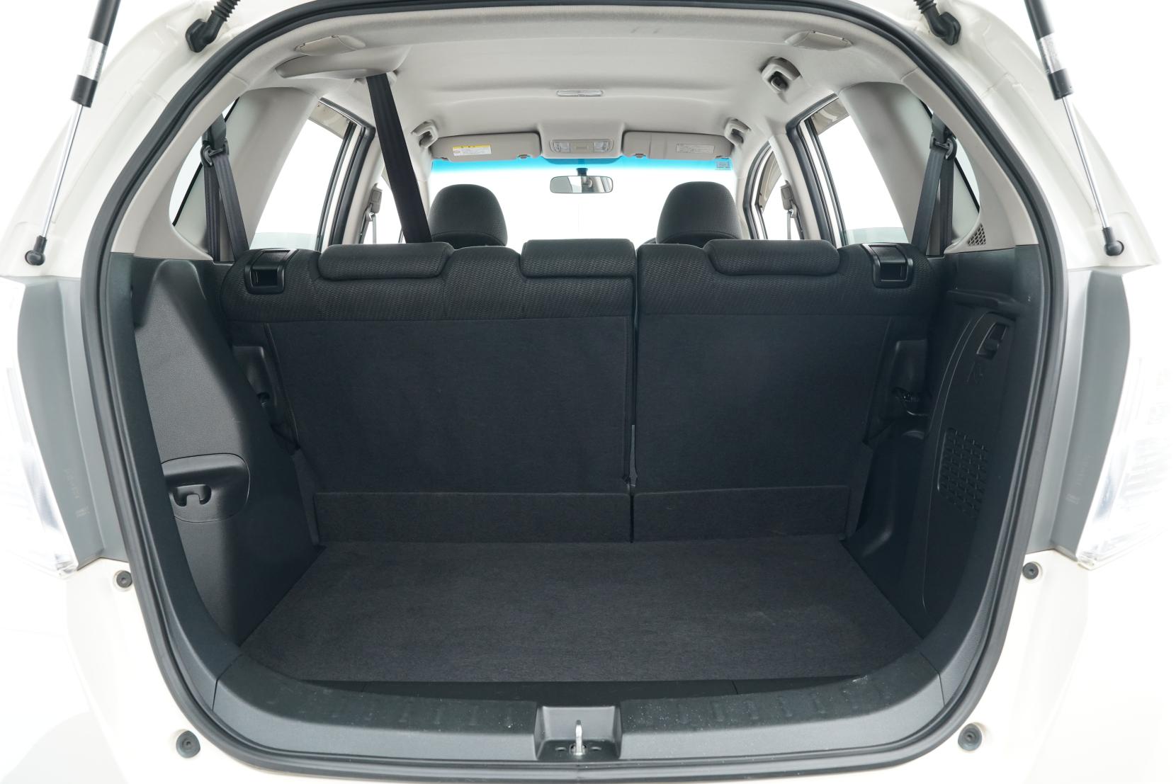 Honda Fit ARIA 1.3L Hybrid Alloys