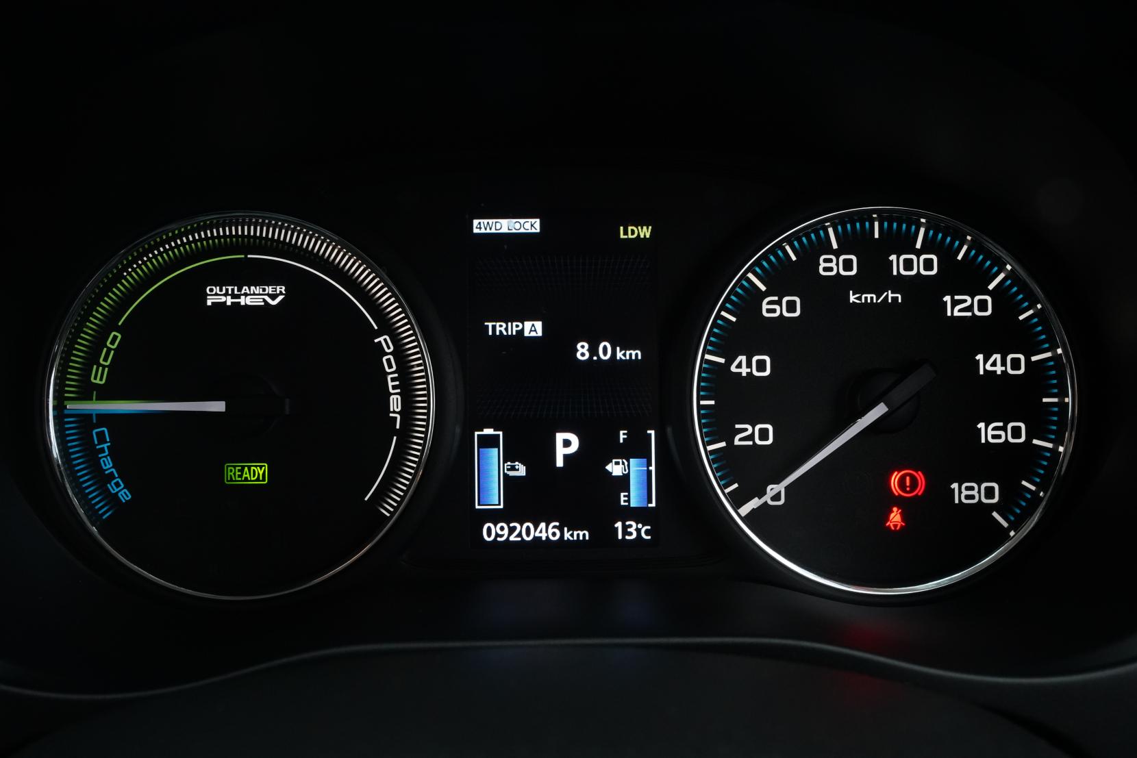 Mitsubishi Outlander 2.4 PHEV 4WD G SAFETY PACKAGE