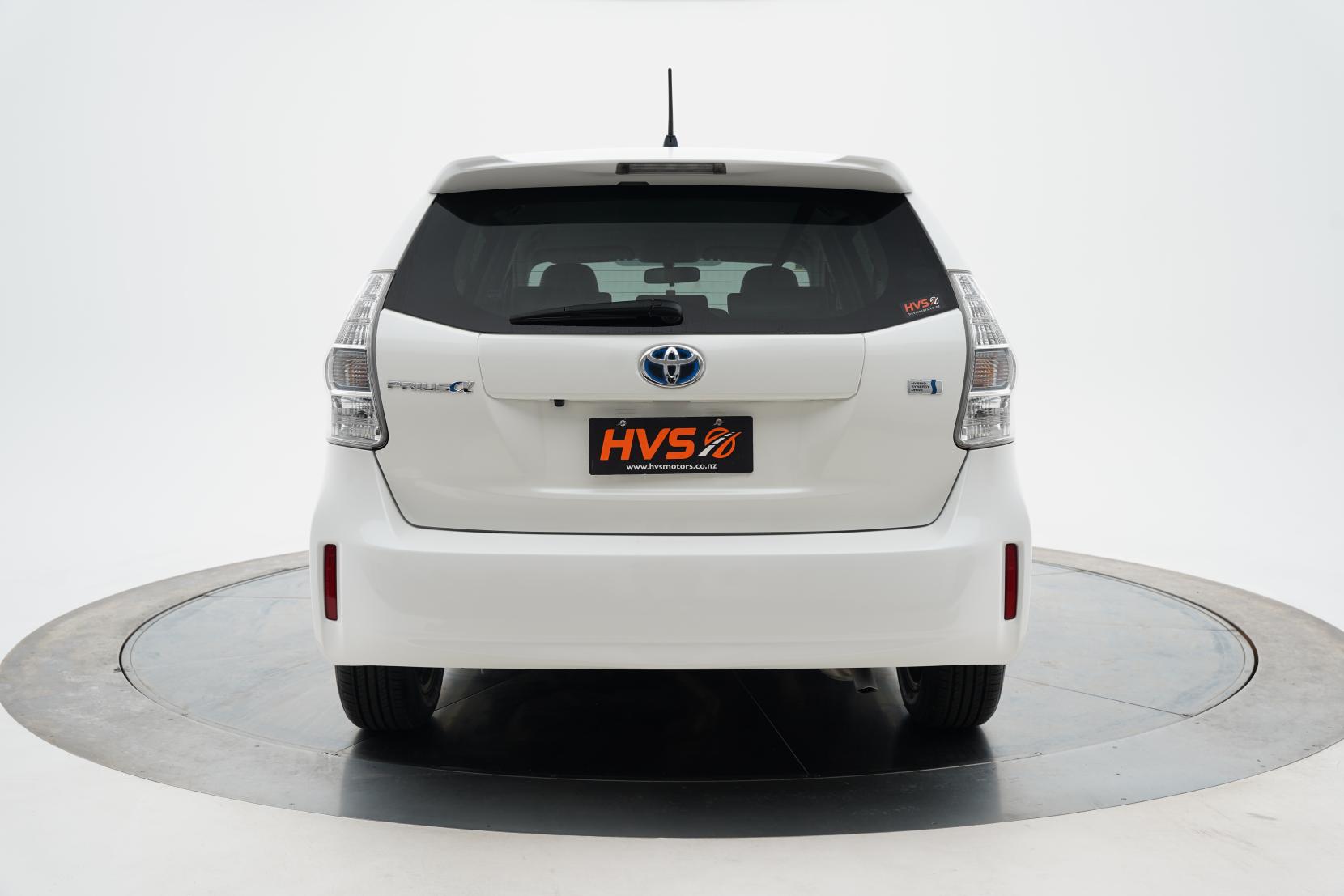 Toyota Prius Alpha G 7 Seater