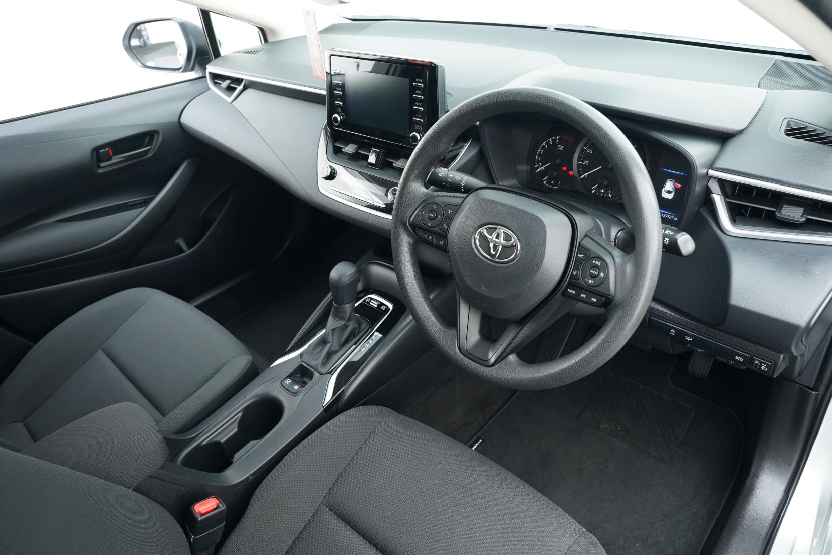 Toyota Corolla 1.8 WAGON HYBRID G-X 4WD