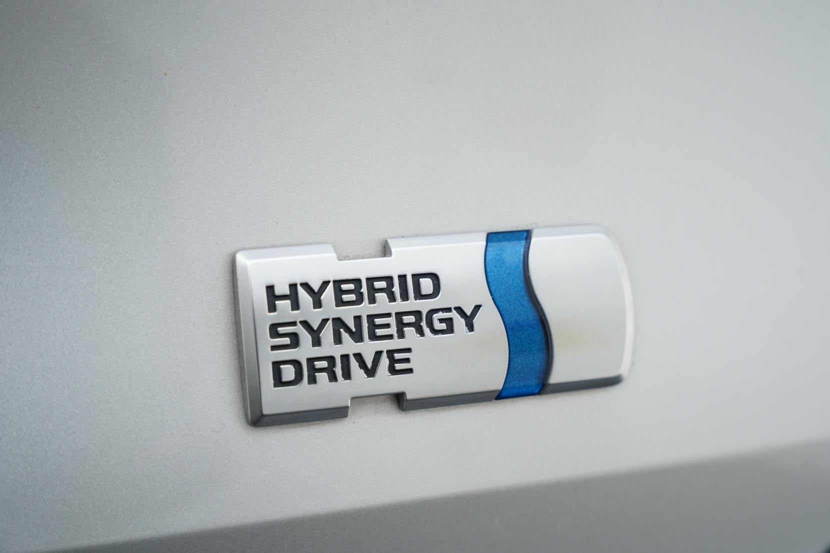 Toyota Corolla 1.8 WAGON HYBRID G-X 4WD