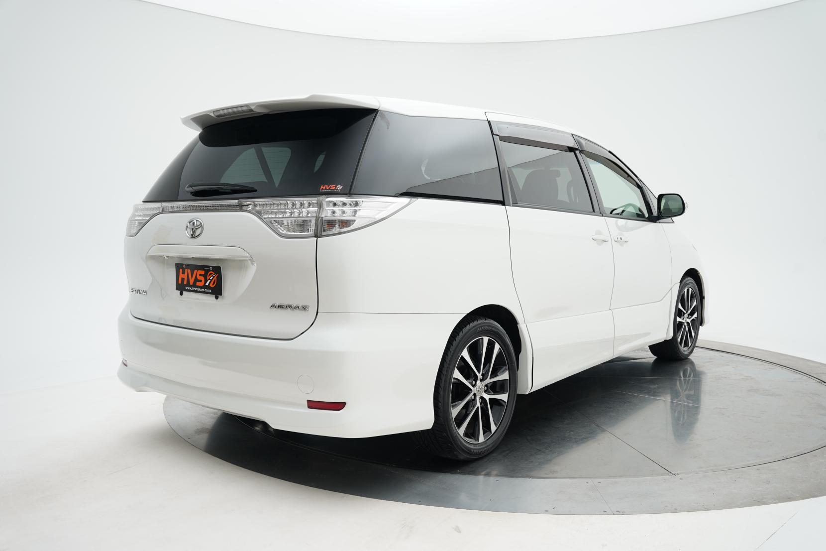 Toyota Estima 2.4 Aeras 8 Seater