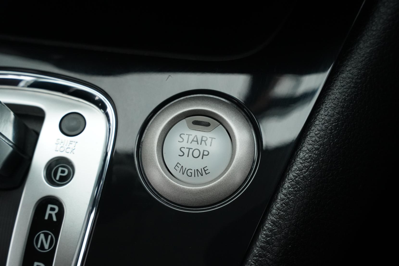 Nissan Serena 2.0 S-HYBRID